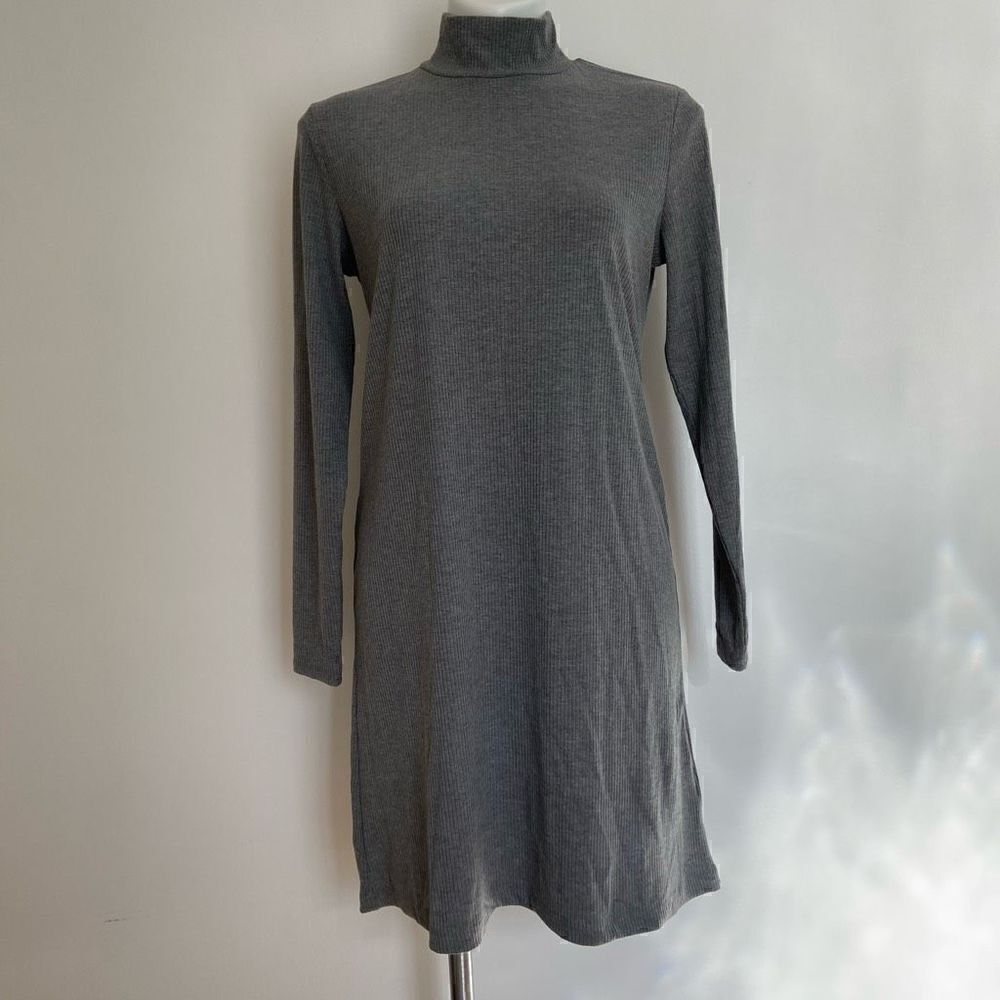 H&M Basics Long Sleeve Ribbed mock neck dress